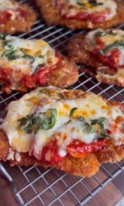Classic Chicken Parmesan (Crispy & Cheesy)