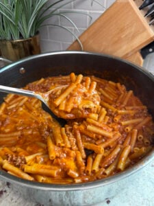 One-Pan Copycat Beefaroni