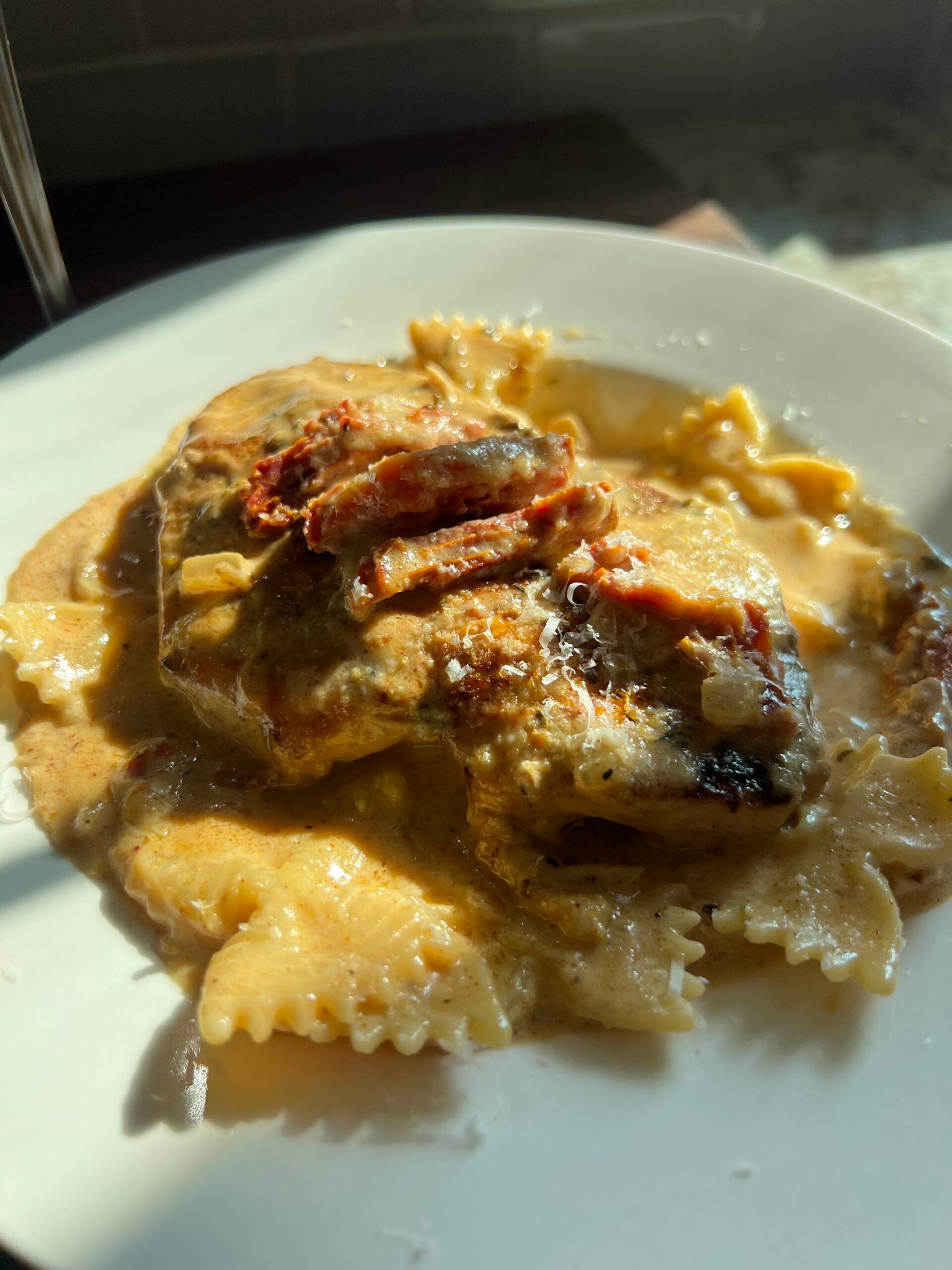 One Pan Marry Me Chicken Pasta (30 Minutes)