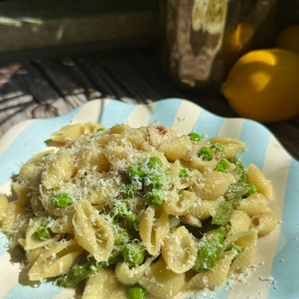 One Pan Springtime Pancetta and Pea Pastafinal pic 2