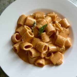 Viral pasta with vodka sauce