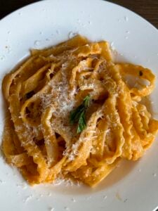 30 Minute Creamy Burrata Pasta