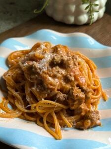 One Pan, 30 Minute Spaghetti with Meat Sauce