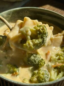 One Pan Broccoli Cheddar Lasagna Soup