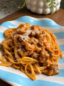 One Pan, 30 Minute Spaghetti with Meat Sauce