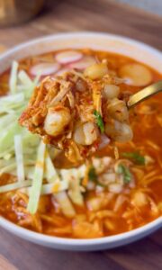 Pozole Rojo con Pollo